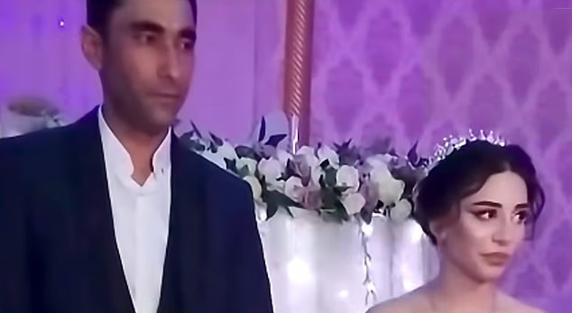 19-vjeçarja vr*t veten një ditë pas dasmës, familja e burrit e kritikoi për fustanin