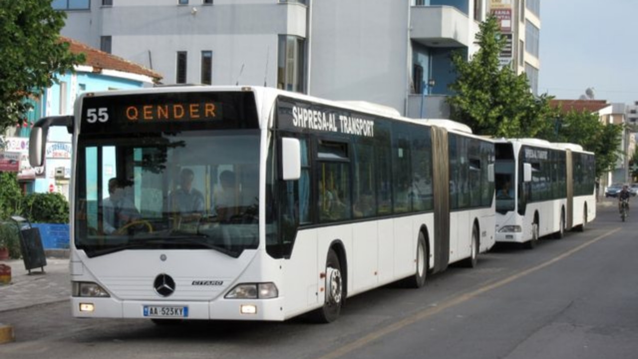 E papritur! Rritet çmimi i transportit publik për linjën Kamëz–Tiranë, ja sa do kushtojë bileta dhe aboneja