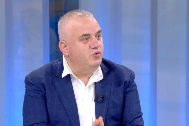 “FBI ekspertoi predhën e plumbit të Aleks Nikës”/ Artan Hoxha: Politikanët po e…