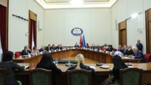 PD-PS bien dakord për mocion me debat në Kuvend për situatën e krimit. Ja marrëveshja në Konferencën e Kryetarëve