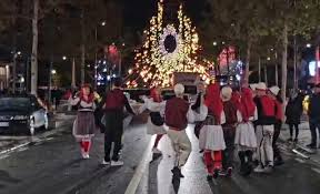 VIDEO/ Nisin festimet për 113 vjetorin e Pavarësisë, të rinjtë vallëzojnë në..