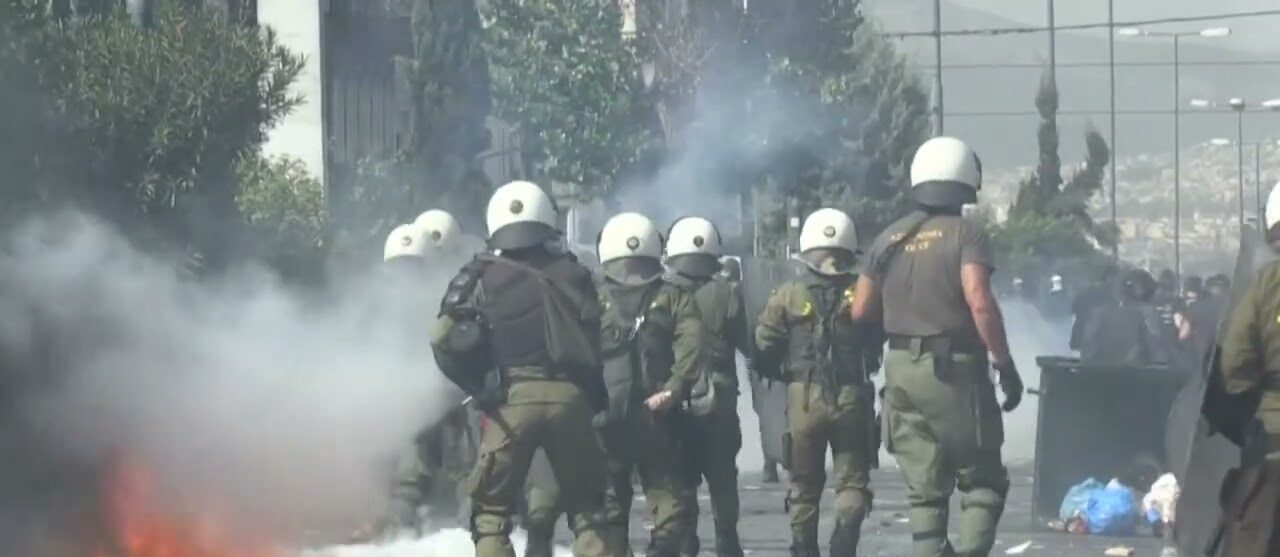 Merre dhuratën, s’e di a do jem gjallë” – Përplasje fatale në Kretë: 3 të vrarë dhe mbi 10 të plagosur pas përpjekjes për falje gjaqesh