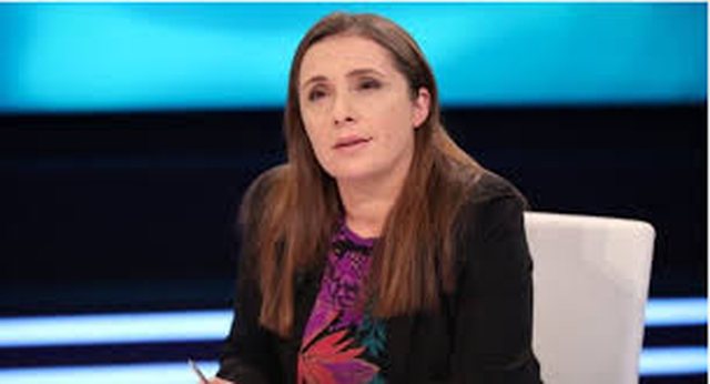 Vrasja e Mondi Mëhallës/ Gazetarja: Viktima ka qenë nën hetim për armë dhe..(DETAJET)