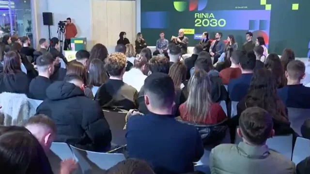 “Ata që thonë se s’ka punë, nuk duan të punojnë”, Rama batuta me të rinjtë: Ky që na rri si spiun…