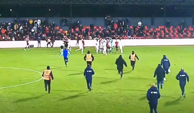 VIDEO/ Dhuna në Vlorë! Teuta publikon pamjet e rënda, zbulon si delegati i FSHF-së i detyroi: Ekipi në gjendje…