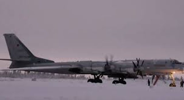 Tension mbi Atlantik/ Avionët rusë i afrohen Britanisë, NATO reagon me avionë luftarakë