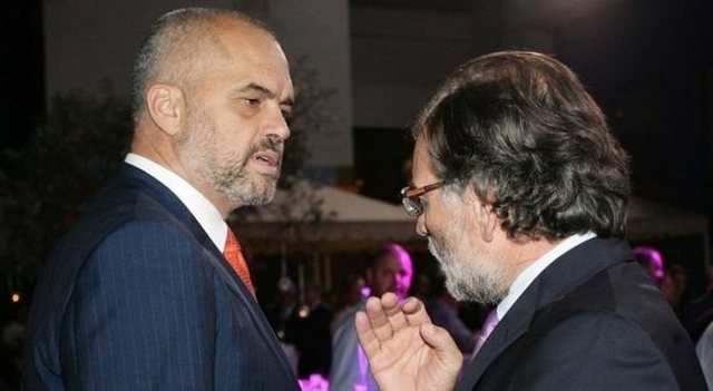 Rama dhe ish-mentori i tij, Koço Kokëdhima rikthehen në një tryezë pas gati 10 vitesh ndarje