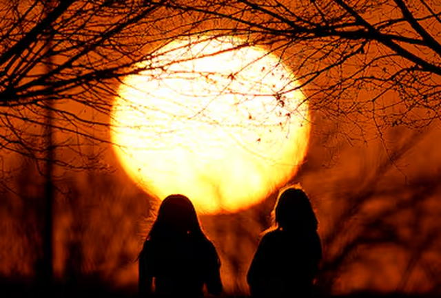 Po vjen nata më e gjatë e vitit! Ja data dhe çfarë simbolizon solstici dimëror?