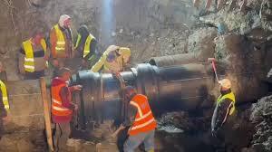 Pas 5 ditësh, rifillon gradualisht furnizimi me ujë të pijshëm në qytetin e Vlorës, riparimi i tubit të sjellë nga Turqia përfundoi në orët e para të mëngjesit