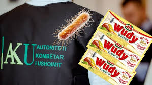 Skandali i salçiçeve ‘Wudy’/ Dyshime për bakter të rrezikshëm, pse heshtin institucionet?