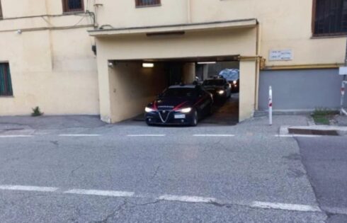 U fut për të grabitur shtëpinë në Itali, shqiptari dhunohet rëndë nga banorët! E goditën me kazmë…