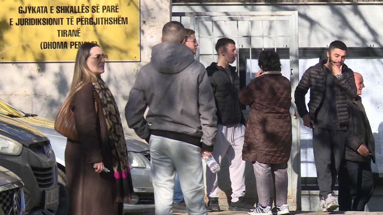 Banda e shpërndarësve të kokainës, DETAJE: Policët u infiltruan si përdorues droge, në grackë ranë …