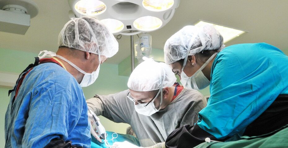 E trishtë! Gruaja humb jetën pas një ndërhyrjeje kirurgjikale, gjendet pa jetë në shtëpinë e saj..