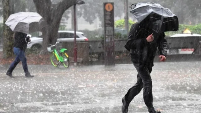 Reshjet e shiut me intensitet të lartë në të gjithë vendin, IGJEUM paralajmëron përmbytje, ja zonat më të rrezikuara