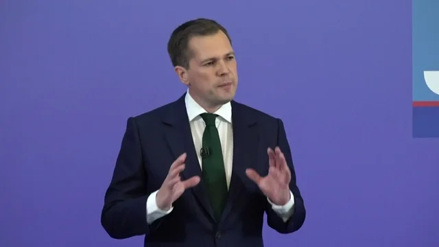 Dëbohet ish-ministri anti-shqiptar/ Robert Jenerick shkarkohet nga konservatorët, pritet t’i bashkohet Nigel Farage