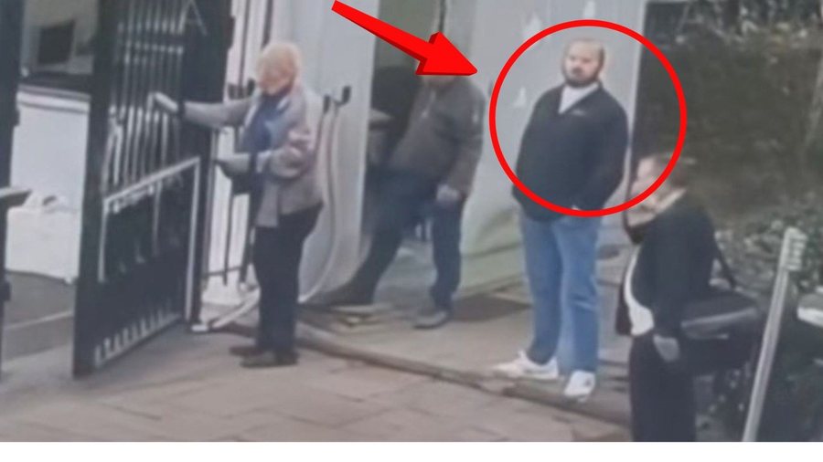 Nuk i drodh qerpiku dhe zbrazi pl*mbat mbi gjyqtarin, sa do D*NOHET autori Elvis Shkambi