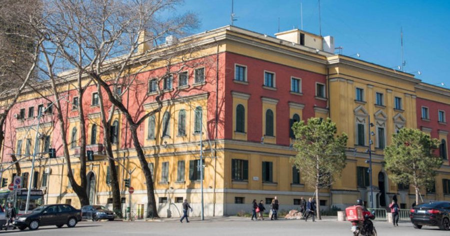 LAJM I FUNDIT/ E dhmbshme, ndahet nga jeta ish-ministri i madh shqiptar