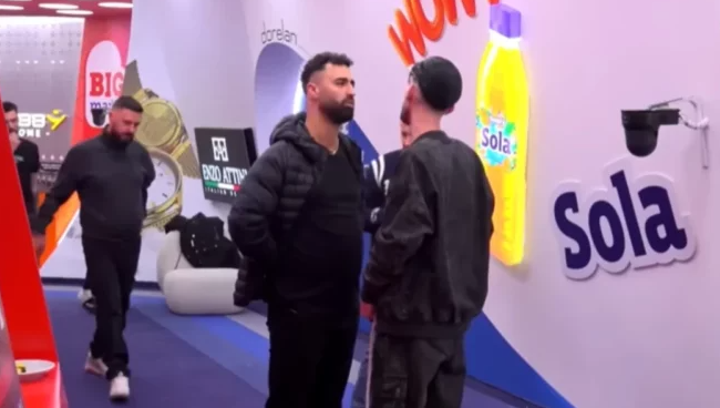 “Do vish të më hash…”, debat i ashpër mes Erikut dhe Kristit: S’e ke idenë me kë ke hapur luftë