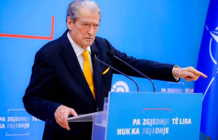 Sekretet e tm*rrshme të Sali Berishës, nga “Penicilina” e UDB te “Bisturia” e Beogradit, si u rekrutua në 1974…